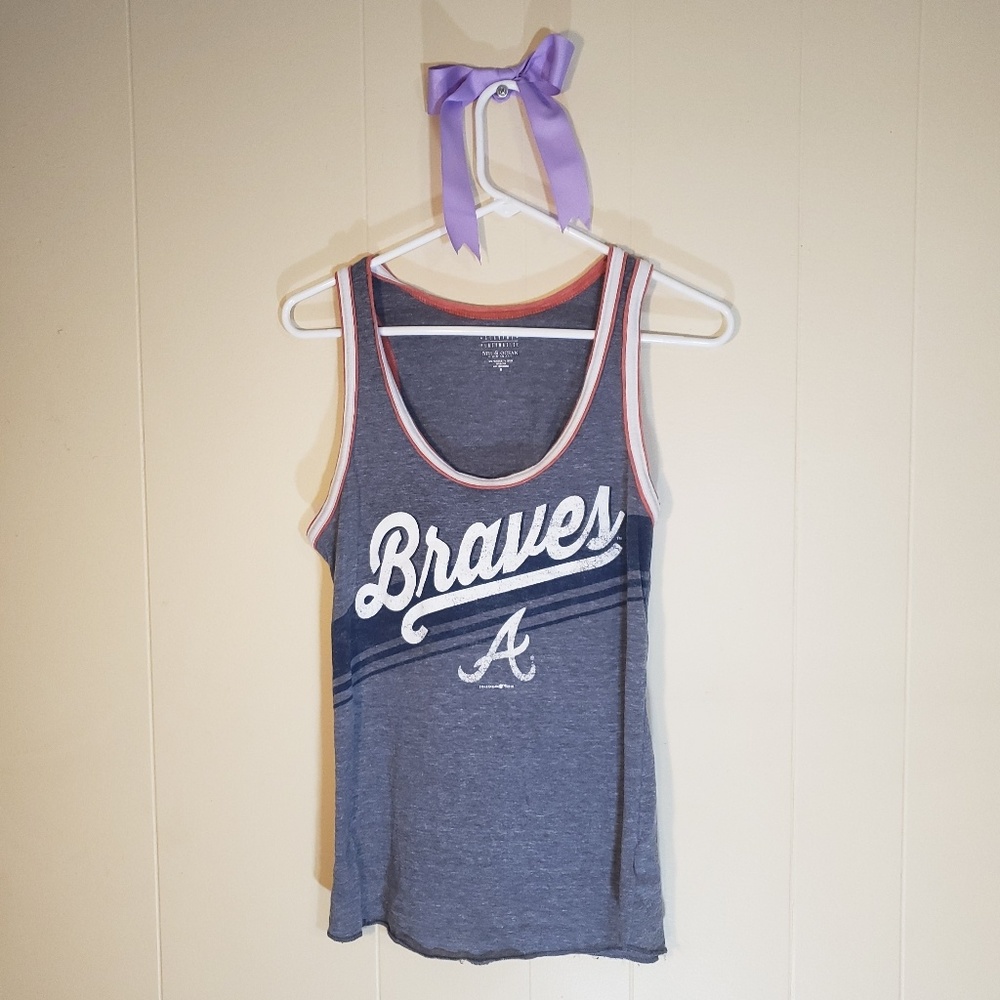 Braves tank top.